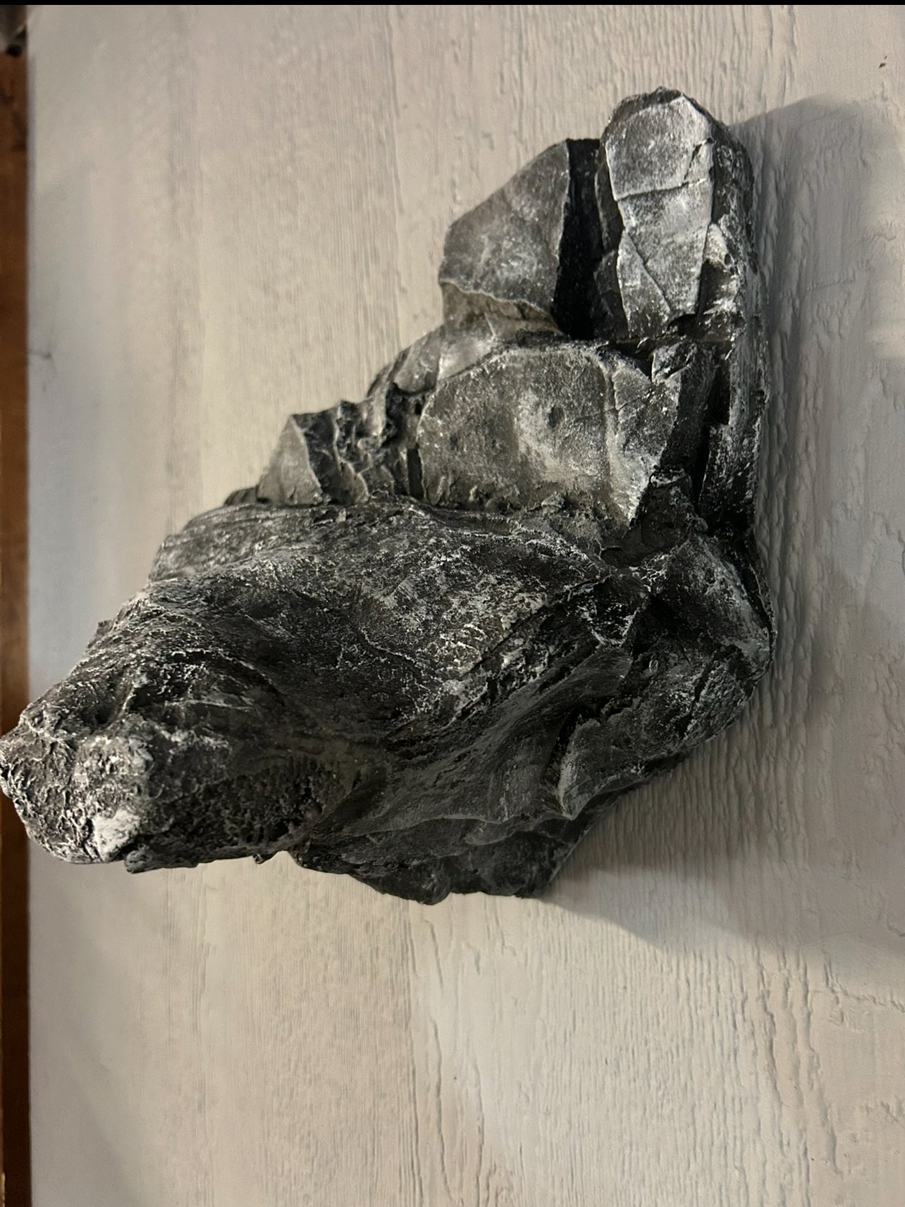 Small multi rock ledge
